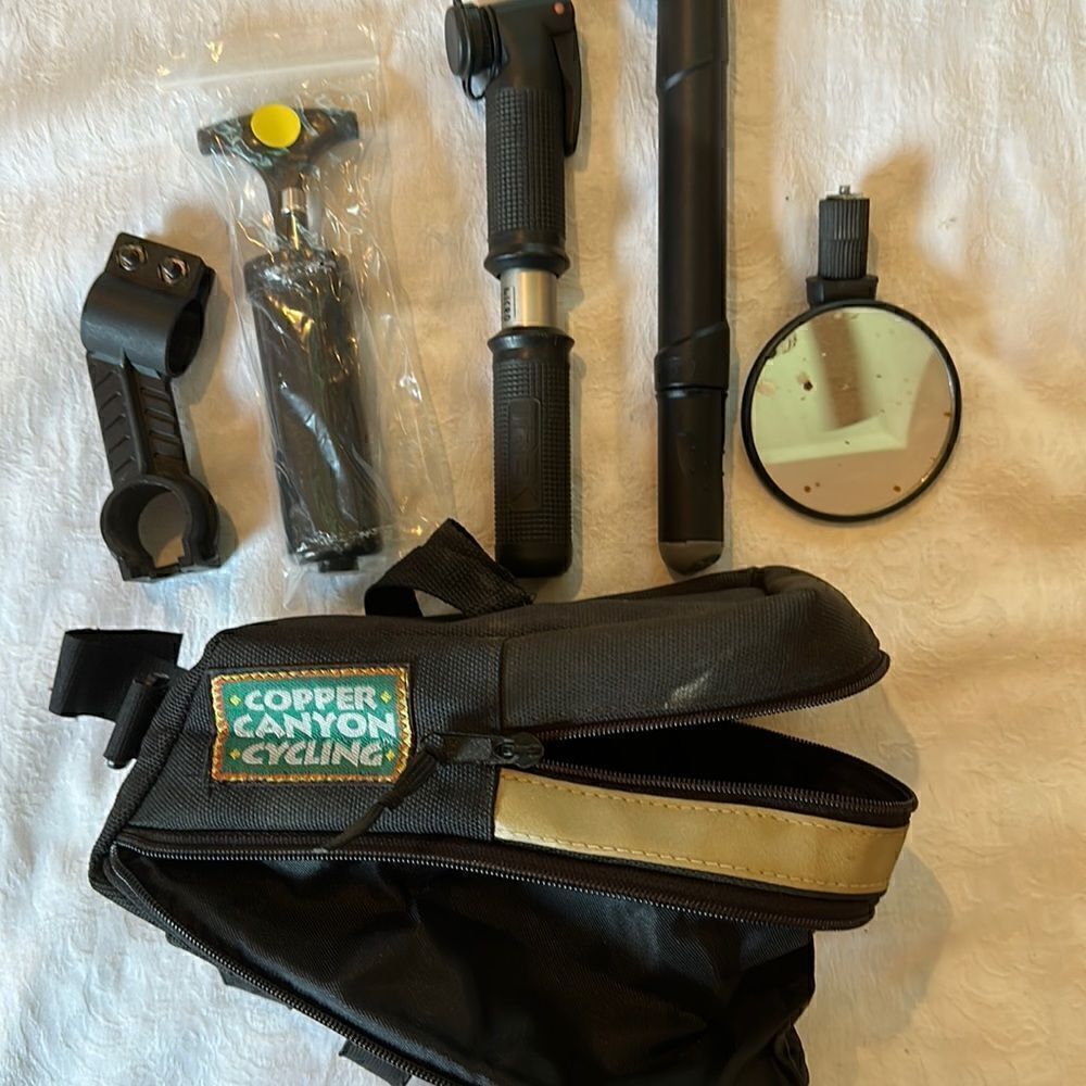 Copper Canyon Cycling Bike Bicycle Pouch with Tire Tools and Storage